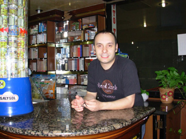 Bar Centrale:cambio della guardia