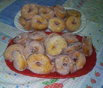 Dilemma: quali sono le “vere” zeppole villanovesi?