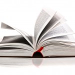 Gruppo di lettura nella biblioteca di Villanovaforru
